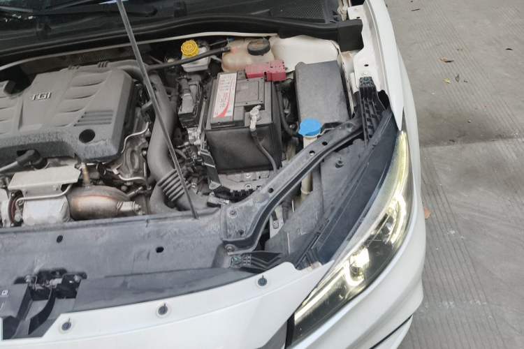 Used MG 6 2017 20T Automatic Elite Smart Connect Version China V Standard Engine Bay Left