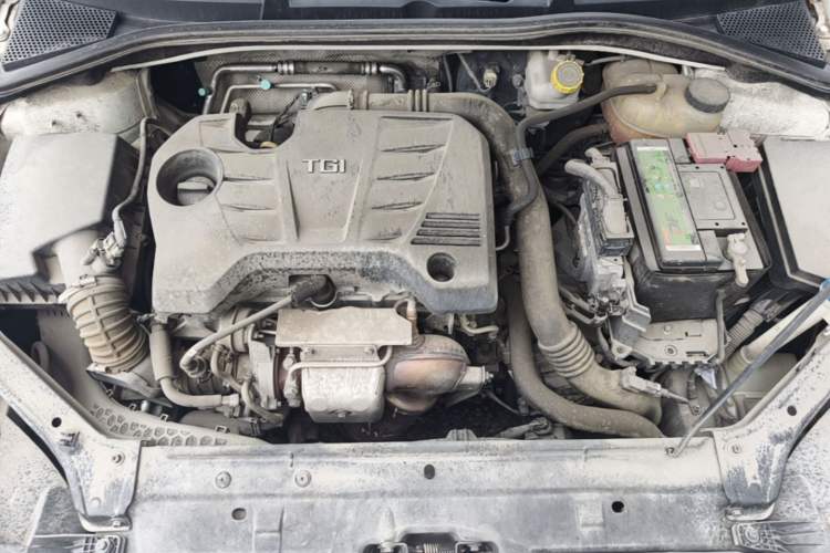 Used MG 6 2017 20T Automatic Luxury Smart Connect Version China V Standard Engine Bay