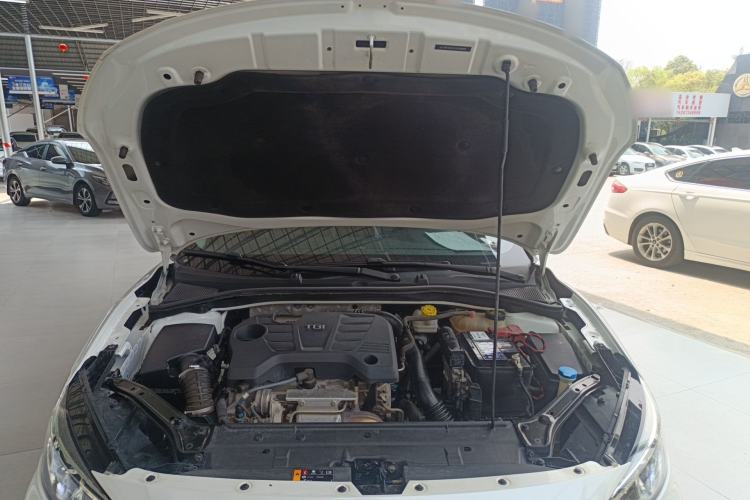 Used MG 6 2017 20T Automatic Luxury Smart Connect Version China V Standard Engine Bay