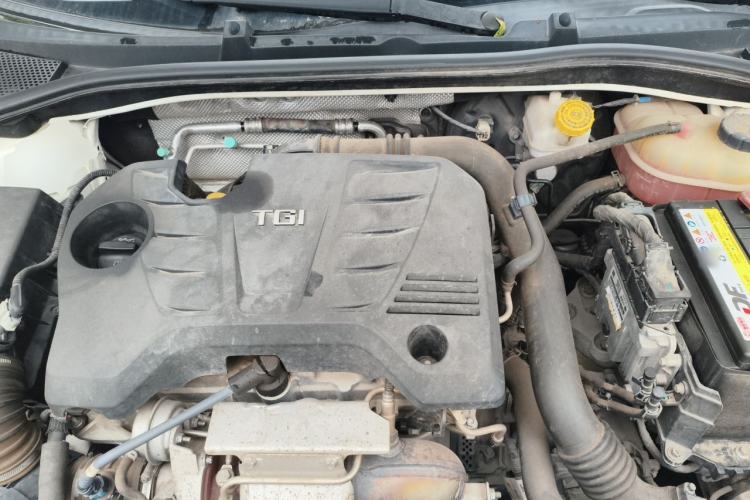 Used MG 6 2017 20T Automatic Luxury Smart Connect Version China V Standard Engine Bay