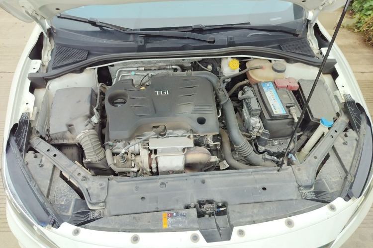 Used MG 6 2017 20T Automatic Luxury Smart Connect Version China V Standard Engine Bay