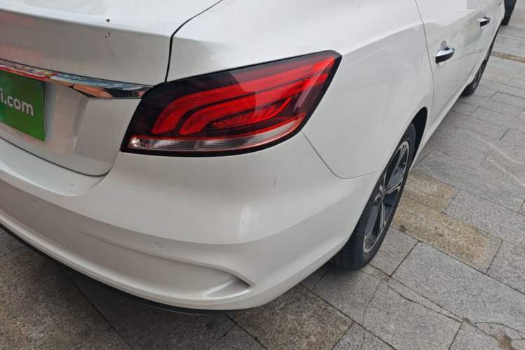 Used MG 6 2017 20T Automatic Luxury Smart Connect Version China V Standard Exterior 3