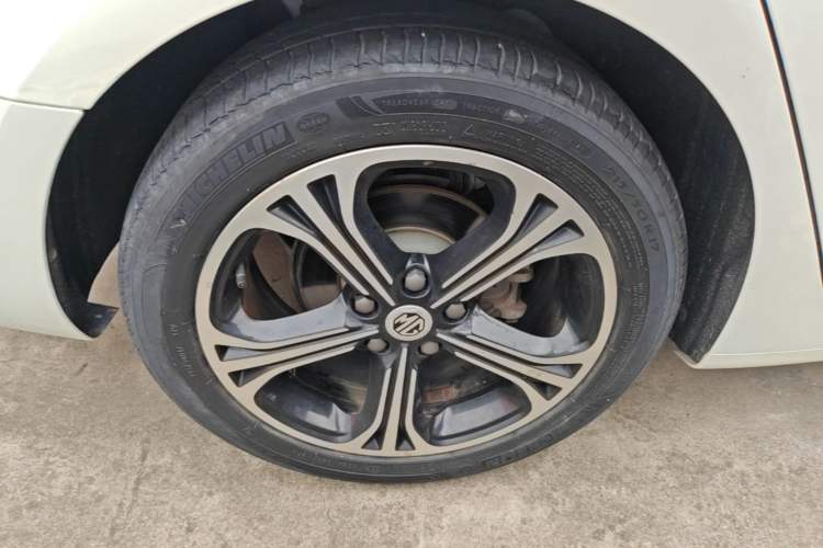 Used MG 6 2017 20T Automatic Luxury Smart Connect Version China V Standard Exterior 3