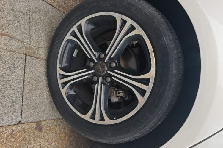 Used MG 6 2017 20T Automatic Luxury Smart Connect Version China V Standard Exterior 5