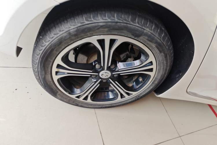 Used MG 6 2017 20T Automatic Luxury Smart Connect Version China V Standard Exterior 5