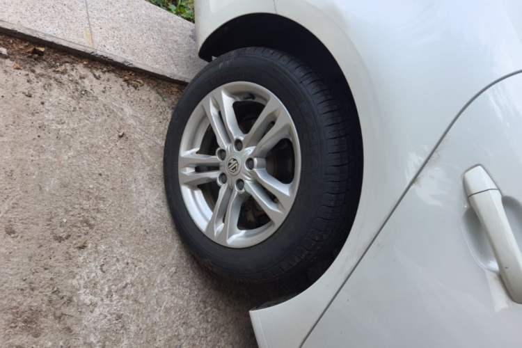 Used MG 6 2017 20T Manual Elite Smart Connect Version China V Standard Exterior 5
