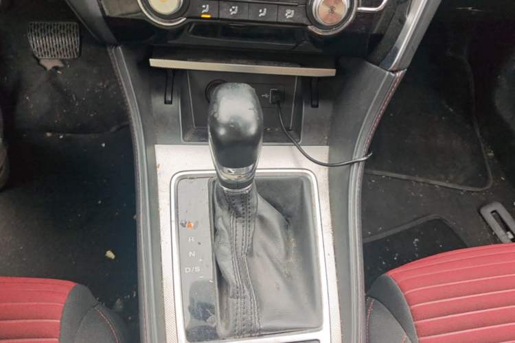 Used MG 6 2017 20T Automatic Elite Smart Connect Version China V Standard Gear Lever