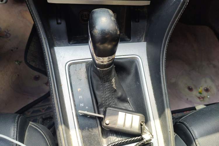 Used MG 6 2017 20T Automatic Luxury Smart Connect Version China V Standard Gear Lever