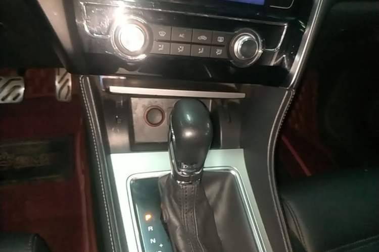 Used MG 6 2017 20T Automatic Luxury Smart Connect Version China V Standard Gear Lever