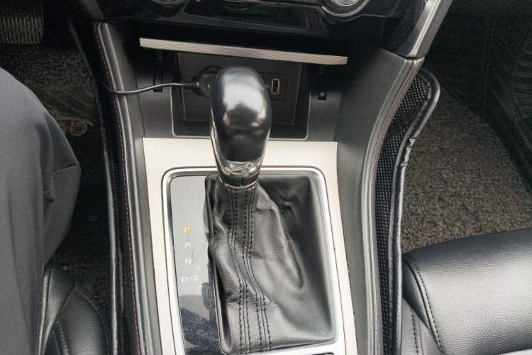 Used MG 6 2017 20T Automatic Elite Smart Connect Version China V Standard Gear Lever