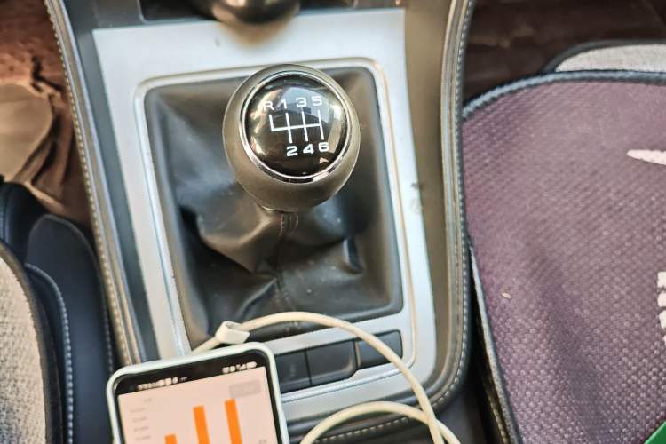 Used MG 6 2017 20T Manual Luxury Smart Connect Version China V Standard Gear Lever
