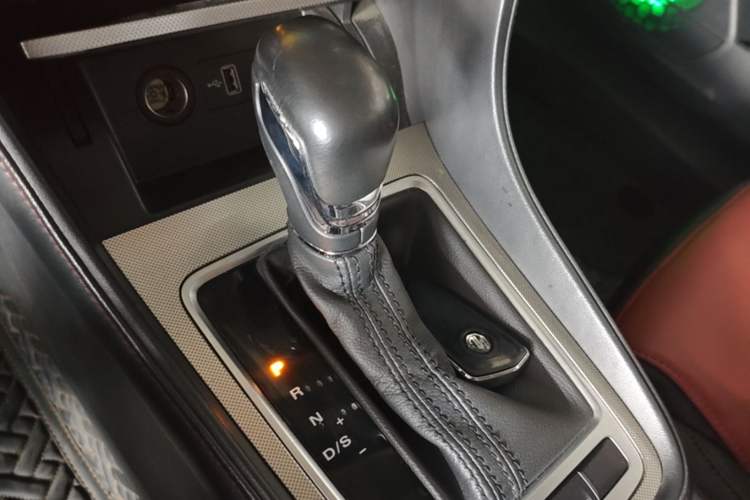 Used MG 6 2017 20T Automatic Elite Smart Connect Version China V Standard Gear Lever