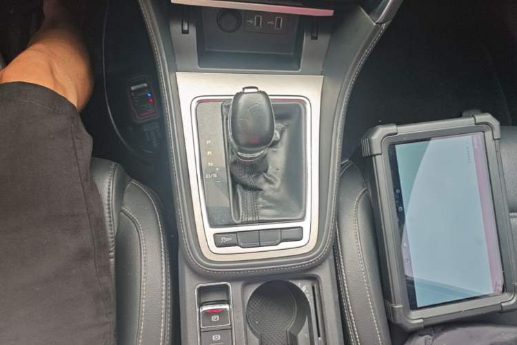 Used MG 6 2017 20T Automatic Luxury Smart Connect Version China V Standard Gear Lever
