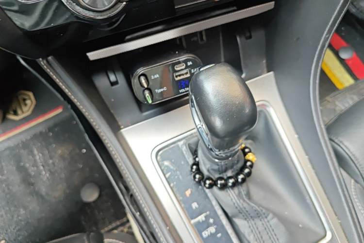 Used MG 6 2017 20T Automatic Luxury Smart Connect Version China V Standard Gear Lever
