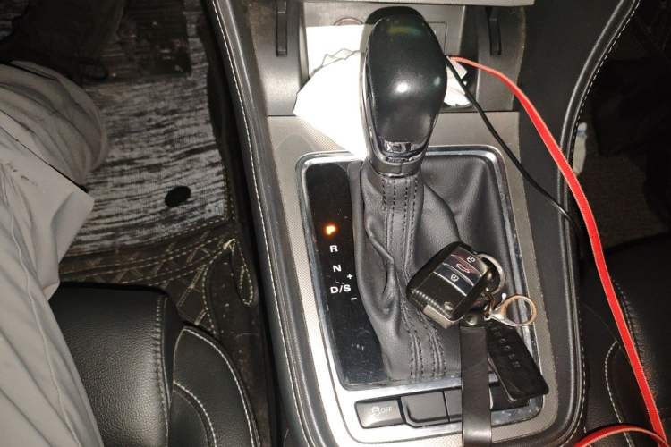 Used MG 6 2017 20T Automatic Luxury Smart Connect Version China V Standard Gear Lever