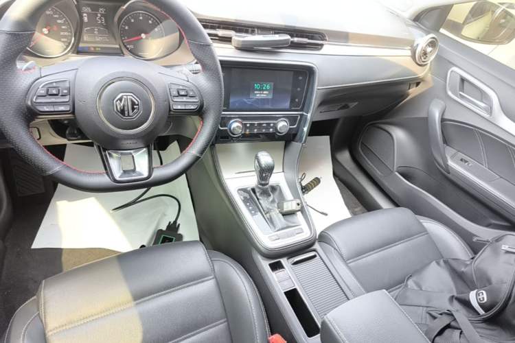 Used MG 6 2017 20T Automatic Luxury Smart Connect Version China V Standard Gear Lever