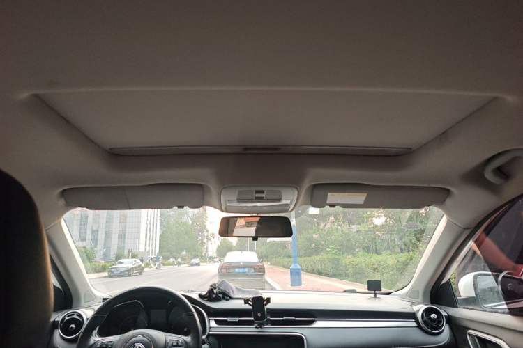 Used MG 6 2017 20T Manual Luxury Smart Connect Version China V Standard Headliner