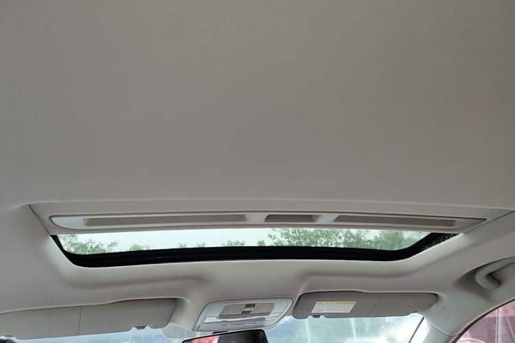 Used MG 6 2017 20T Automatic Luxury Smart Connect Version China V Standard Headliner