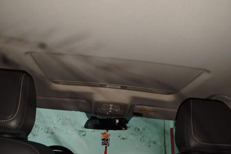 Used MG 6 2017 20T Manual Luxury Smart Connect Version China V Standard Headliner