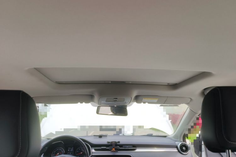 Used MG 6 2017 20T Manual Luxury Smart Connect Version China V Standard Headliner