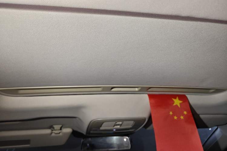 Used MG 6 2017 20T Manual Luxury Smart Connect Version China V Standard Headliner
