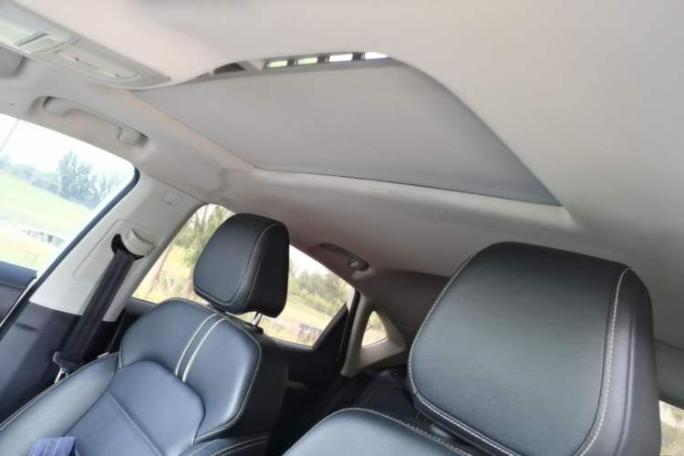 Used MG 6 2017 20T Automatic Luxury Smart Connect Version China V Standard Headliner