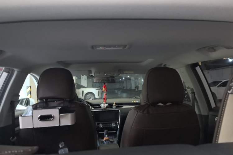 Used MG 6 2017 20T Automatic Luxury Smart Connect Version China V Standard Headliner