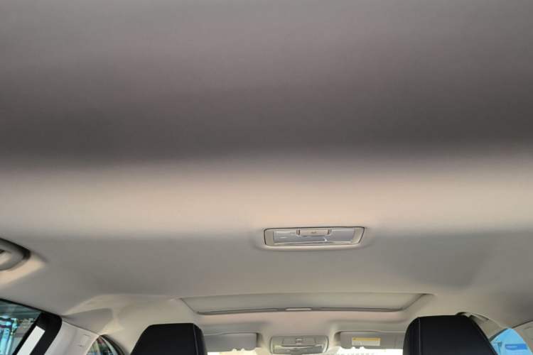 Used MG 6 2017 20T Automatic Luxury Smart Connect Version China V Standard Headliner