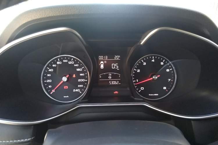 Used MG 6 2017 20T Manual Luxury Smart Connect Version China V Standard Instrument Cluster