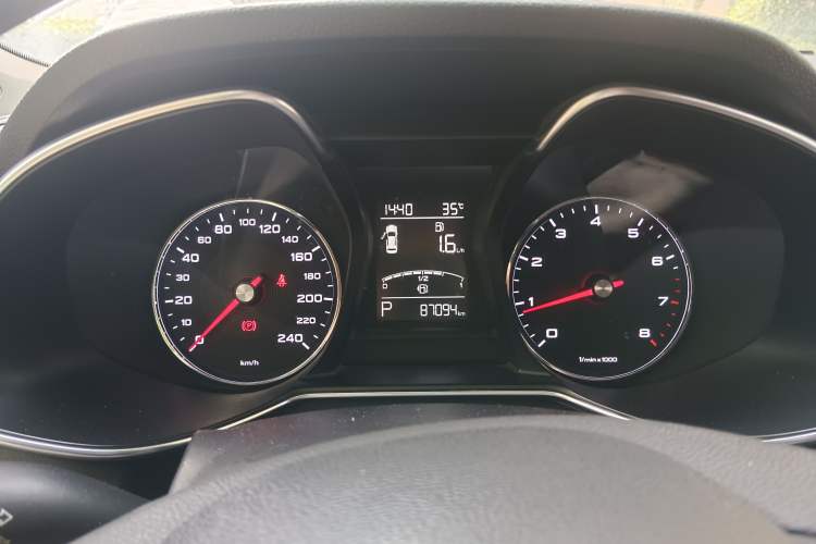 Used MG 6 2017 20T Automatic Elite Smart Connect Version China V Standard Instrument Cluster
