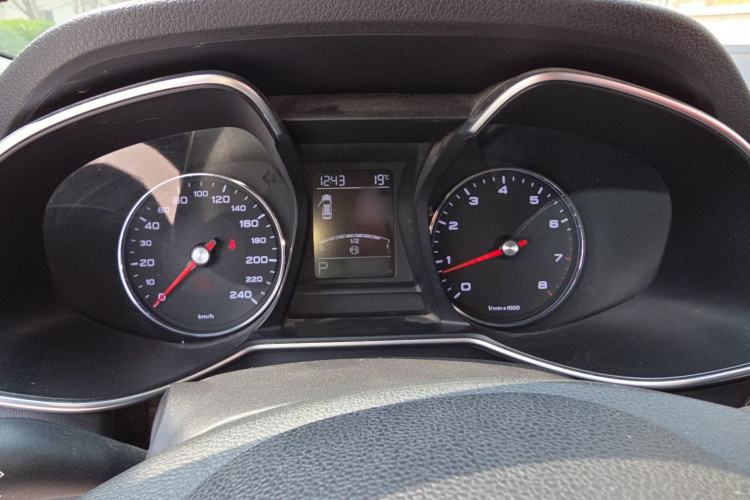 Used MG 6 2017 20T Automatic Luxury Smart Connect Version China V Standard Instrument Cluster