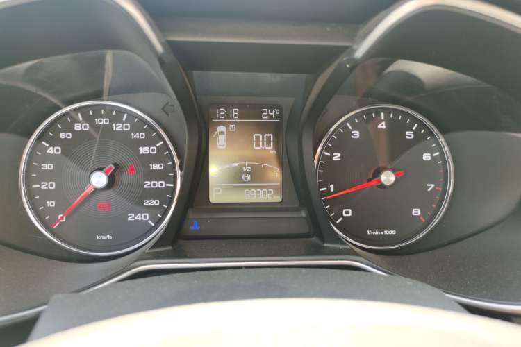 Used MG 6 2017 20T Automatic Elite Smart Connect Version China V Standard Instrument Cluster