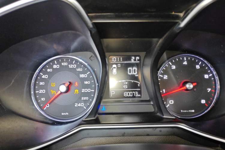 Used MG 6 2017 20T Automatic Luxury Smart Connect Version China V Standard Instrument Cluster