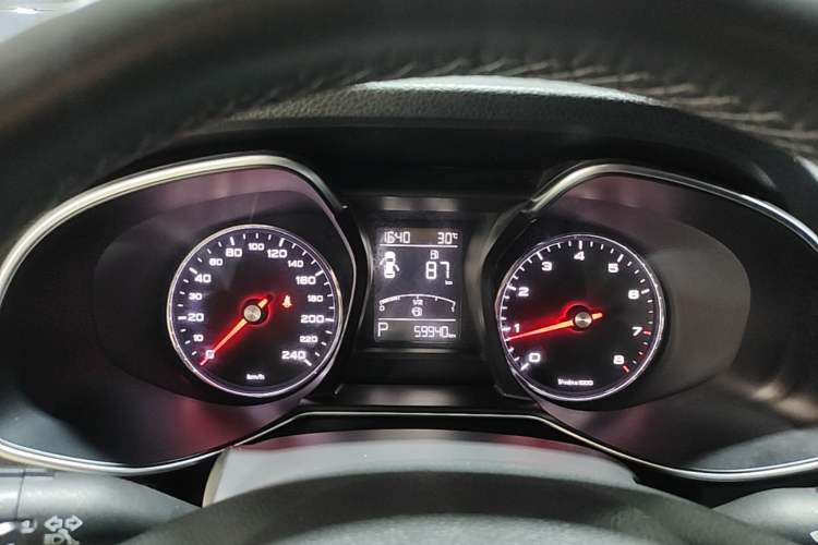 Used MG 6 2017 20T Automatic Luxury Smart Connect Version China V Standard Instrument Cluster