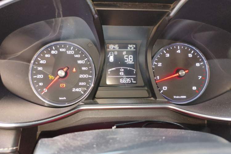 Used MG 6 2017 20T Manual Luxury Smart Connect Version China V Standard Instrument Cluster