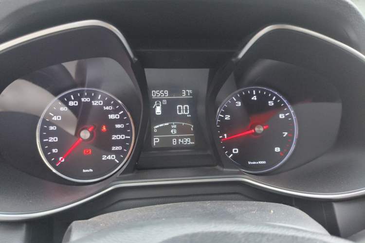 Used MG 6 2017 20T Automatic Luxury Smart Connect Version China V Standard Instrument Cluster