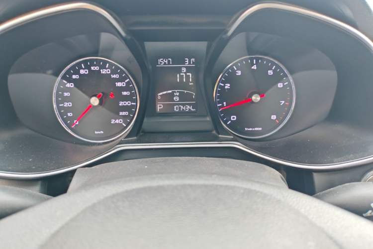 Used MG 6 2017 20T Automatic Luxury Smart Connect Version China V Standard Instrument Cluster