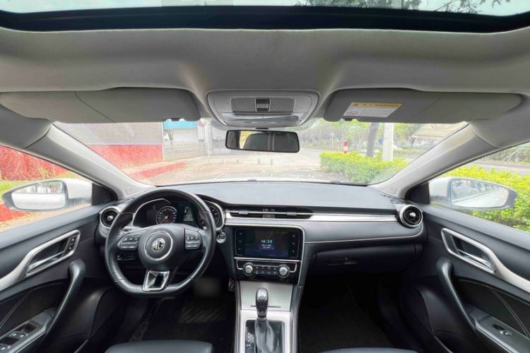 Used MG 6 2017 20T Automatic Luxury Smart Connect Version China V Standard Interior 2