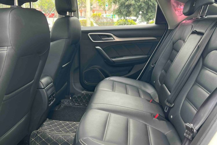 Used MG 6 2017 20T Automatic Luxury Smart Connect Version China V Standard Interior 3