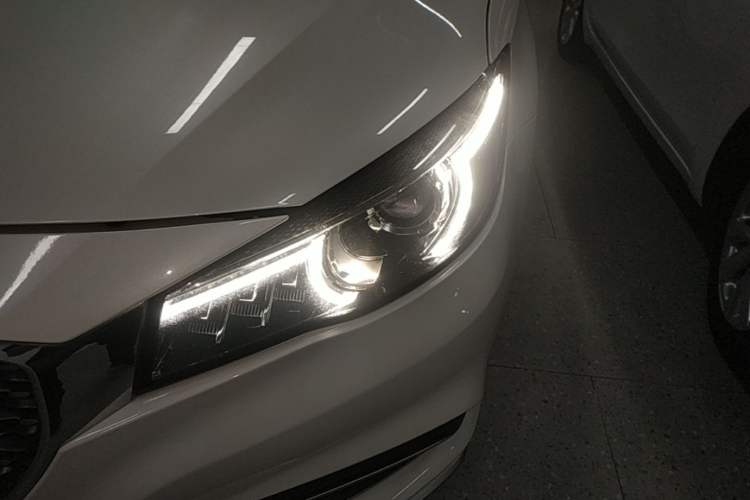 Used MG 6 2017 20T Automatic Luxury Smart Connect Version China V Standard Left Front Headlight