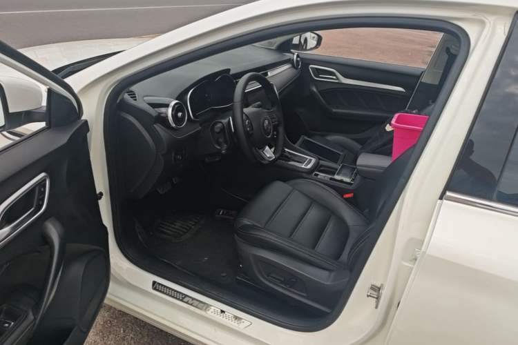 Used MG 6 2017 20T Automatic Luxury Smart Connect Version China V Standard Left Front Seat