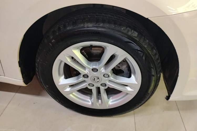 Used MG 6 2017 20T Automatic Elite Smart Connect Version China V Standard Left Front Wheel Hub