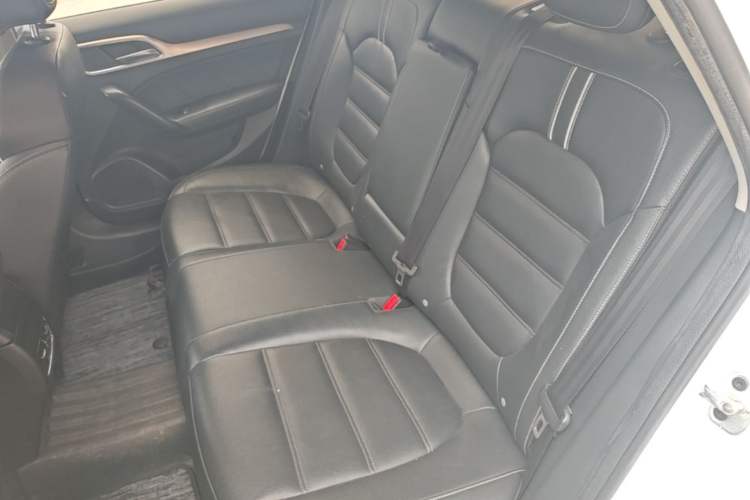 Used MG 6 2017 20T Automatic Luxury Smart Connect Version China V Standard Left Rear Seat