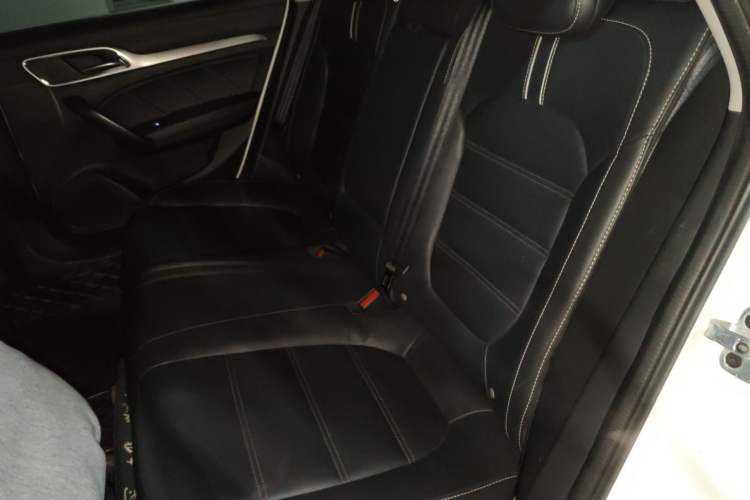 Used MG 6 2017 20T Manual Luxury Smart Connect Version China V Standard Left Rear Seat