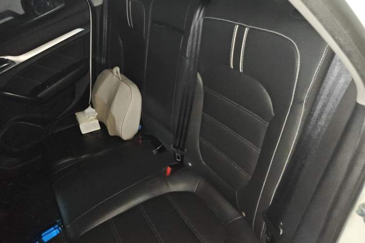 Used MG 6 2017 20T Manual Luxury Smart Connect Version China V Standard Left Rear Seat