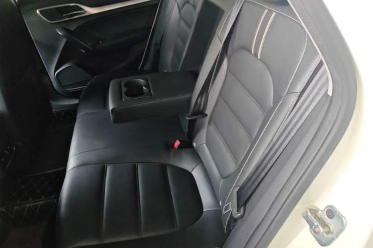 Used MG 6 2017 20T Automatic Luxury Smart Connect Version China V Standard Left Rear Seat
