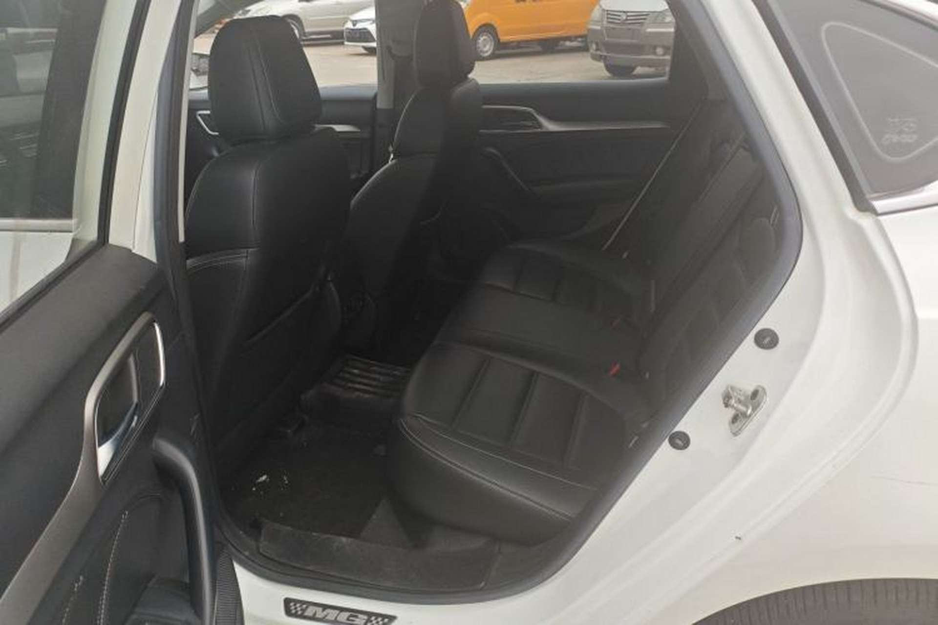 Used MG 6 2017 20T Automatic Luxury Smart Connect Version China V Standard Left Rear Seat
