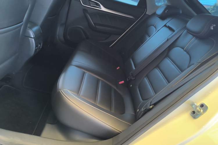 Used MG 6 2017 20T Automatic Luxury Smart Connect Version China V Standard Left Rear Seat