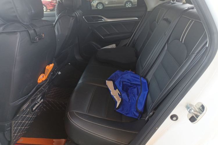 Used MG 6 2017 20T Automatic Luxury Smart Connect Version China V Standard Left Rear Seat