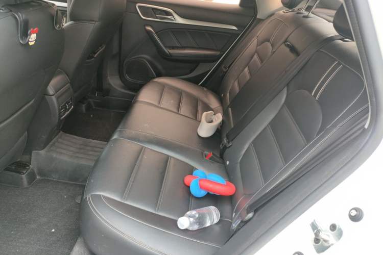 Used MG 6 2017 20T Automatic Luxury Smart Connect Version China V Standard Left Rear Seat